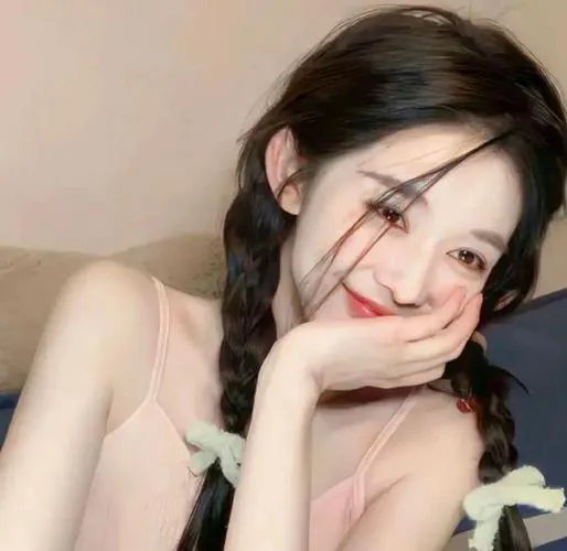 他夏天住在楼下